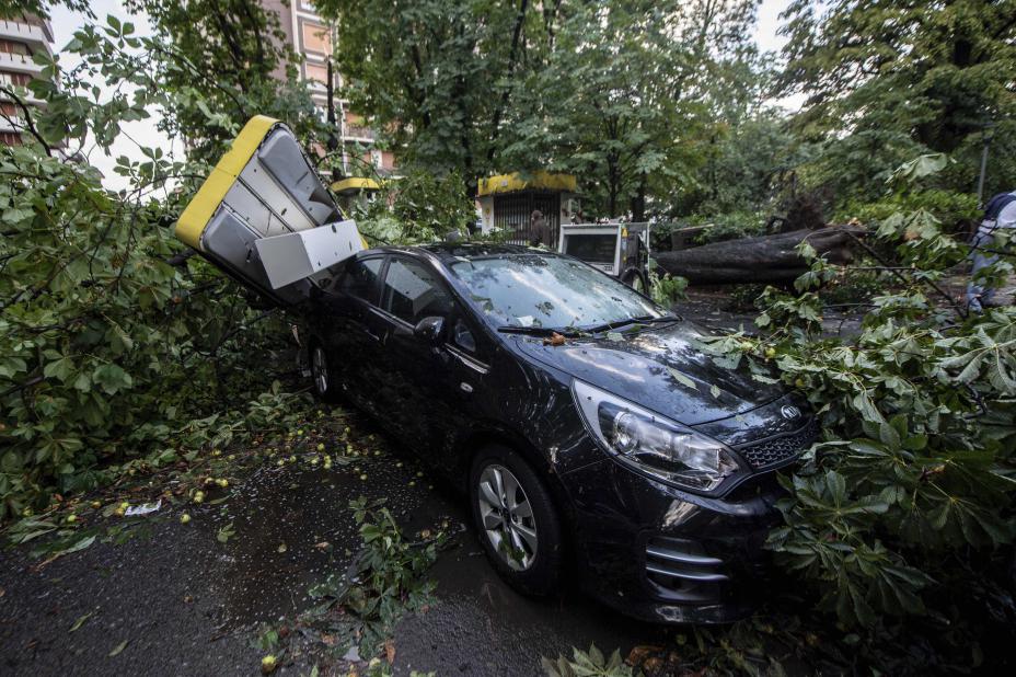 Due persone sono morte dopo forti temporali nel nord Italia