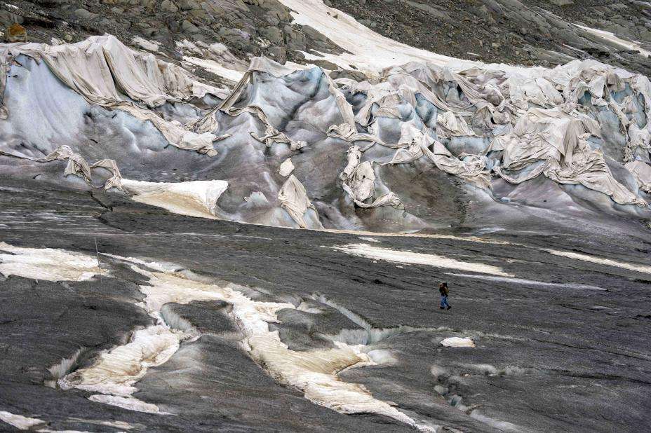 Tien procent van de Zwitserse gletsjers is de afgelopen twee jaar gesmolten