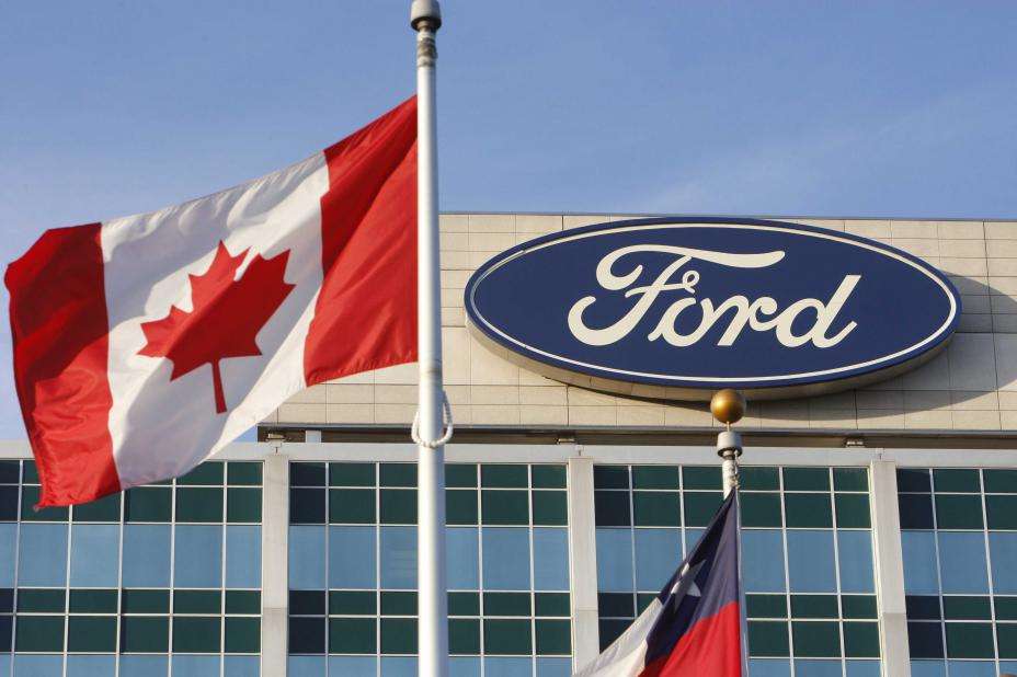 Canadian auto workers accept Ford offer
