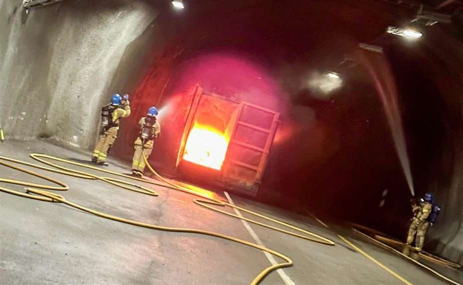 Brannøvelse Karmøytunnelen onsdag 19.september. Foto: Rogaland Fylkeskommune