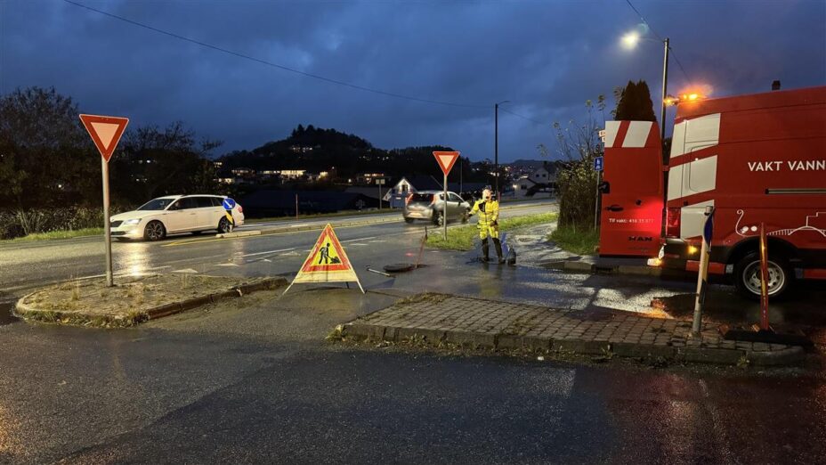 Vannledningsbrudd Kopervik oktober 2024. Foto: Torgeir Henden