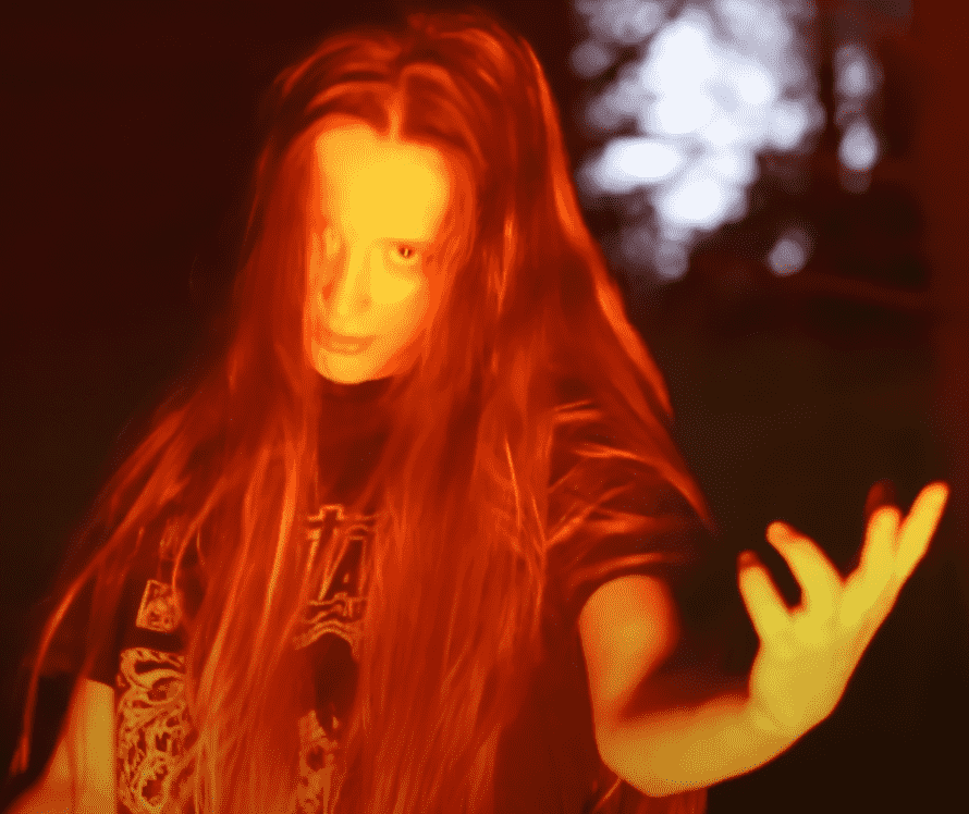 Jentemetalbandet Wratg fra Haugalandet slapp nylig en rykende fest singel "The Glade" Sangen handler blant anne om hekser, troll og det å bli utestengt fra bygda.. Skjermdump: YouTube