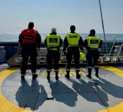 Sør-Vest politidistrikt gjennomførte sammen med Tolletaten og Kystvakten en omfattende kontrollaksjon av utenlandske lystfartøy 10.-12. juni 2025. Foto: Politiet.