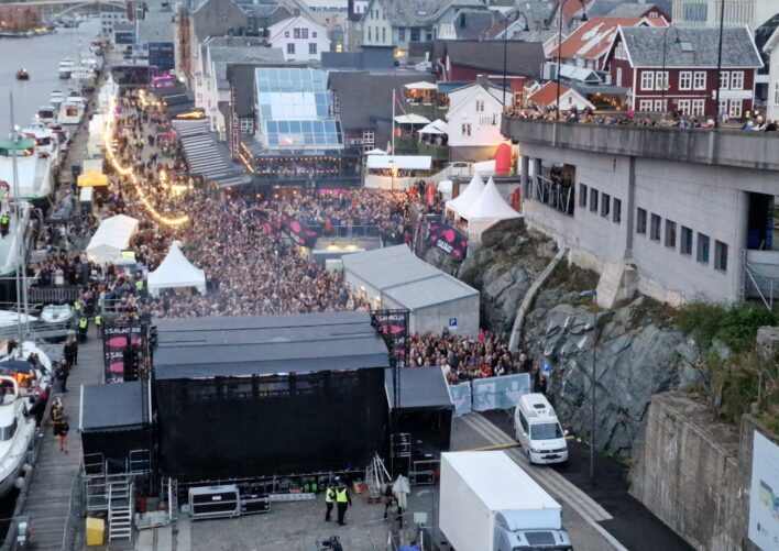 Folkemengde Sildajazz 2025. Foto: Kjell Bua.