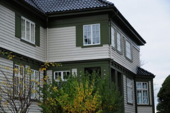 Haugaland og Sunnhordland tingrett, rettssted Leirvik. Foto: Daniel DeNiazi's